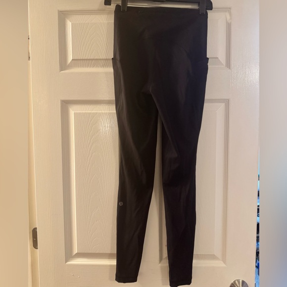 Lululemon Swift Speed High-Rise Tight 28" Size 4. Worn once. Excellent condition - Picture 9 of 14
